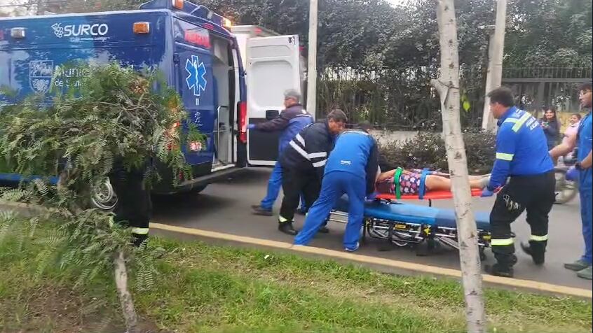 OJO| Parto fue atendido en plena Panamericana Sur.