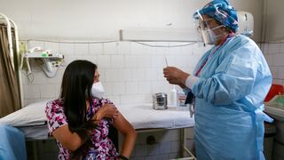 Más de 118.600 peruanos recibieron primera dosis de la vacuna de Sinopharm