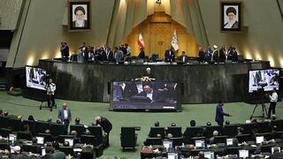 ​​Irán se harta de sanciones ilegales y amenaza al gobierno de Trump 