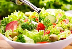 Tres consejos para preparar ensaladas y snacks con aceite de oliva este verano