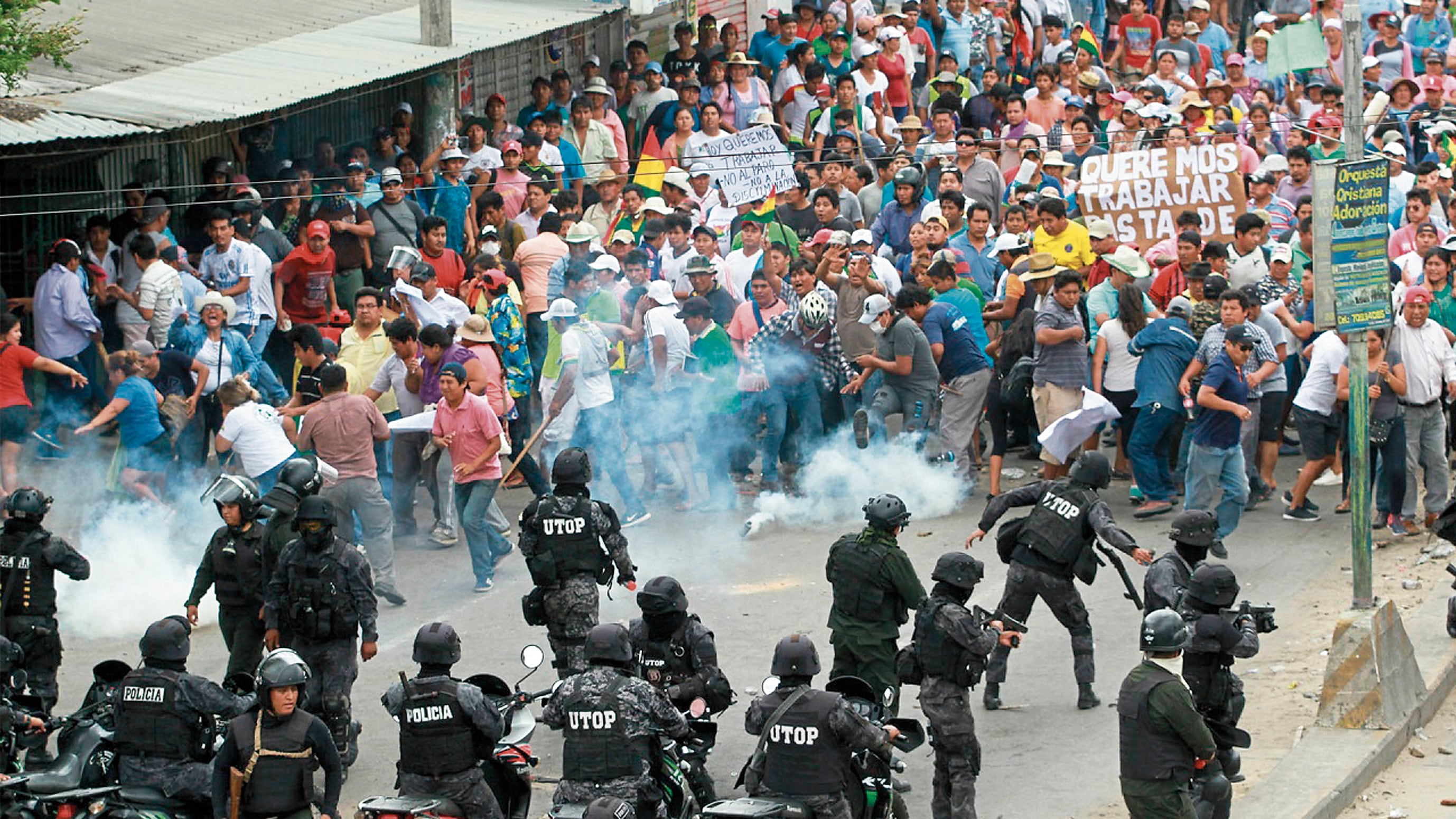 Las organizaciones sociales temen que la represión militar pueda violar derechos humanos y causar muertes entre quienes protestan contra el gobierno derechista de Rodrigo Paz.