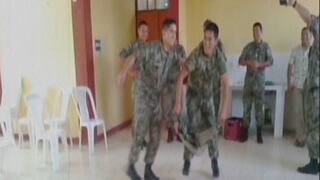 Pisco: militares son captados tomando licor y bailando en cuartel [VIDEO] 