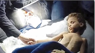 Sacan con vida a niño de 3 años que estuvo debajo de los escombros
