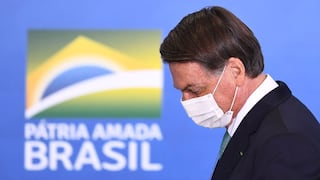Comisión del Senado de Brasil pide suspender cuentas de redes sociales de Bolsonaro