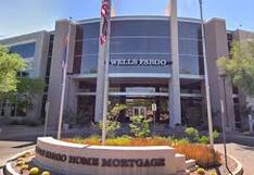 Empleada ejemplar, dedicada a trabajar y “ponerse la camiseta”, muere sobre su escritorio