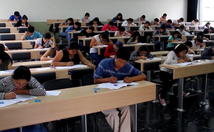 Postulantes a Beca 18. (Foto: Andina)