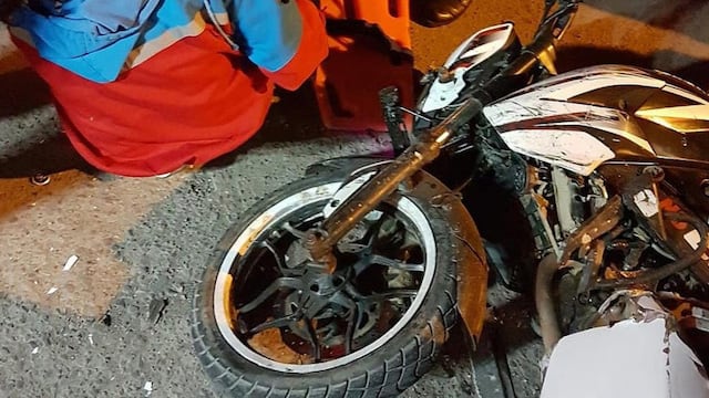 Centro de Lima: Motociclista muere tras ser impactado por una combi