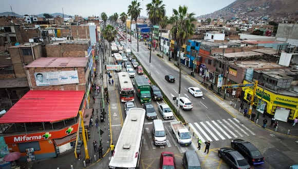 Conductores permanecieron hasta más de dos horas envueltos en el tráfico tras el cierre de la vía expresa Costa Verde. Foto: Municipalidad de Chorrillos
