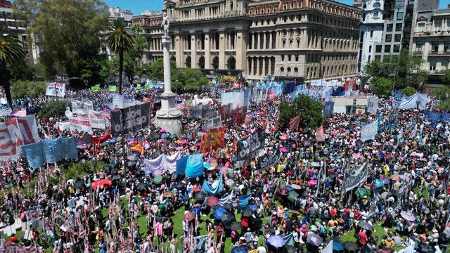 Argentina: paro nacional del 24 de enero contra Milei gana respaldo y hasta se suman congresistas