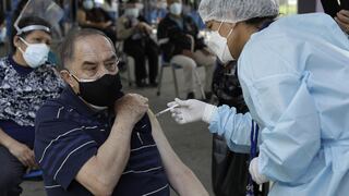 Cerca de 120 mil personas se inmunizaron en un día ante exigencia de carné de vacunación 