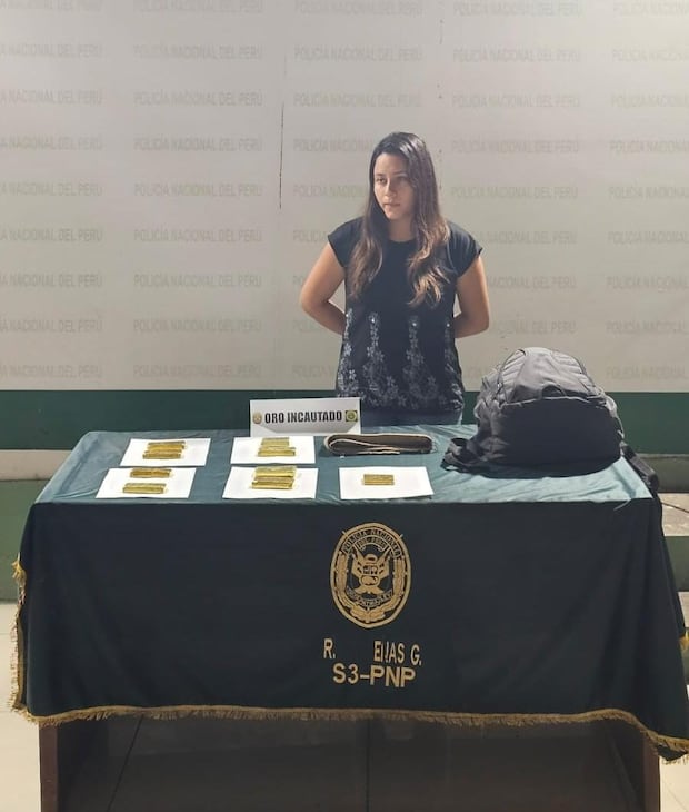 Detienen a mujer que trasladaba 9 lingotes de oro | ACTUALIDAD | OJO