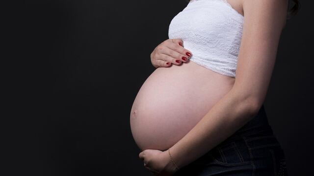 Una mujer está embarazada de trece bebés en México