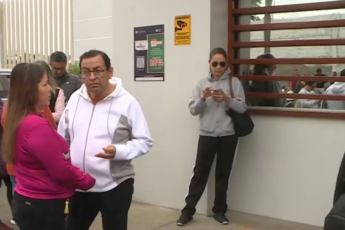 Fiscalía llega a colegio de Chorrillos. (Foto: MP))