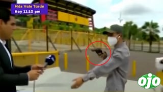 Periodistas sufren asalto a mano armada antes de grabar un despacho | VIDEO