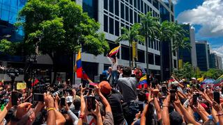 Venezuela: Marchan contra Maduro, quien denuncia “pacto satánico” y responde con detenciones