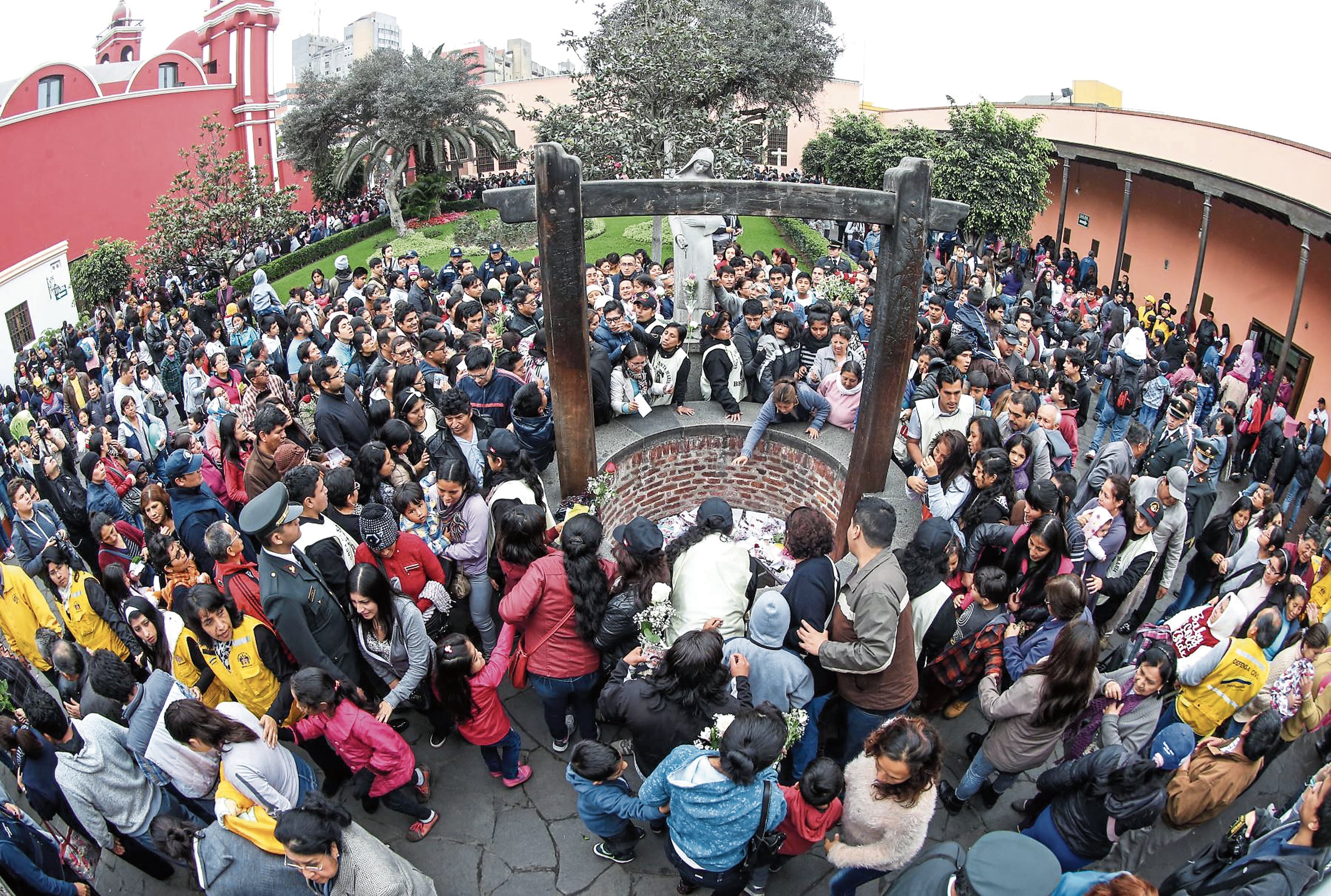 Mañana domingo 30 el acceso al Pozo de los Deseos en el santuario de Santa Rosa de Lima estará abierto de 6 de la mañana a 10 de la noche. FOTO: GEC
