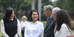 Keiko sale en defensa de sus ministros