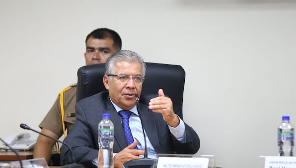 Ministro de Defensa respalda visita de presidenta Boluarte a estudio de abogado. (Foto: Ministerio de Defensa)