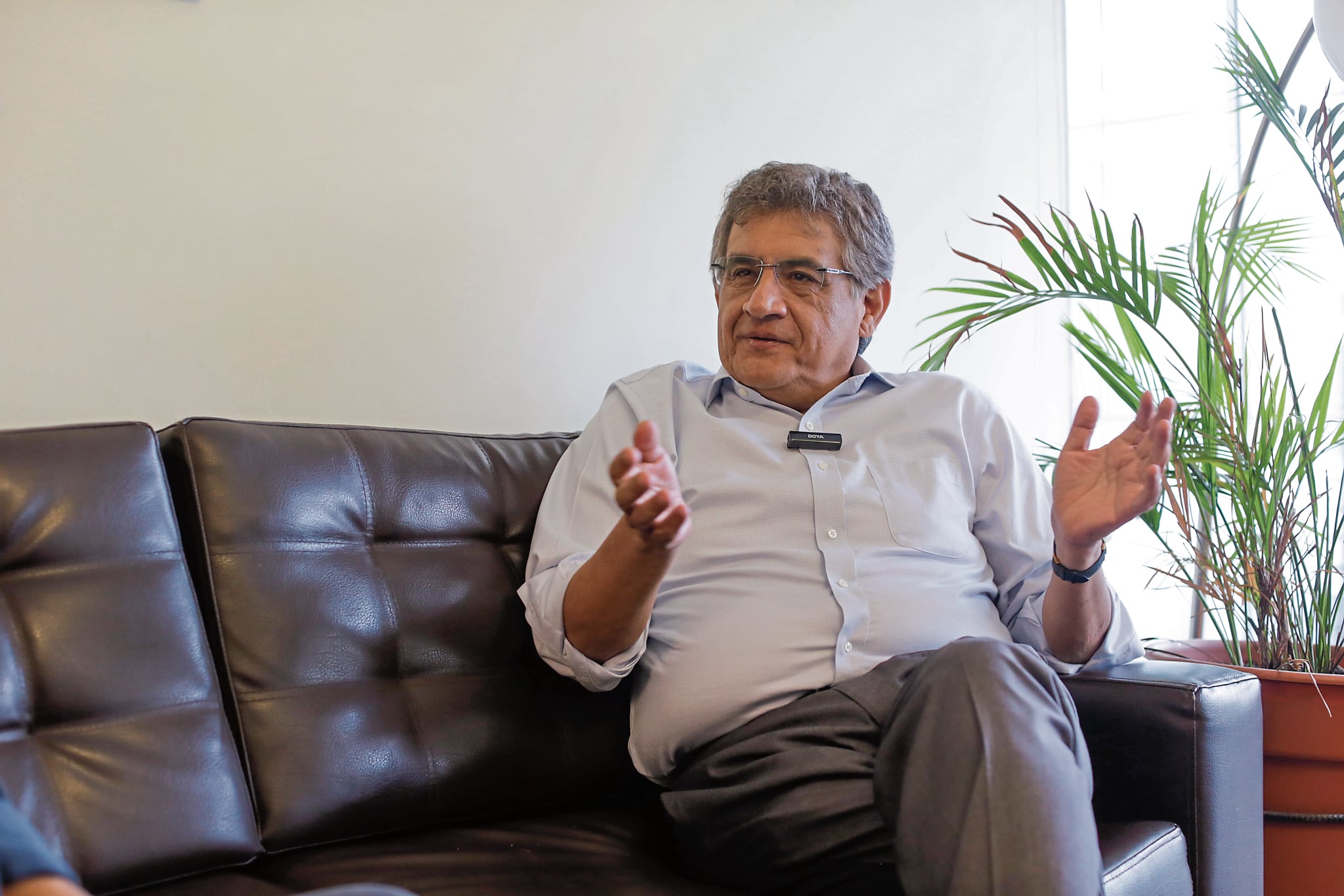 El ministro Juan Sheput señala que el aumento se conversará con los empresarios, pero no explicó que el Gobierno puede aprobarlo con o sin respaldo del Consejo Nacional del Trabajo.