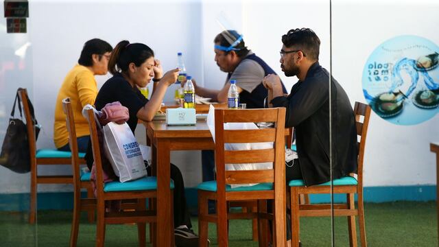Restaurantes de Cercado de Lima podrán hacer uso de la vía pública para sus actividades