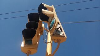 Más de la mitad de semáforos en mal estado en Lima tienen 20 años de antigüedad