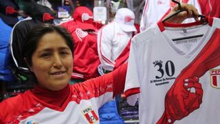 Peruanos se alistan para asistir a la Copa América y negocios elevan sus ventas gracias a seleccionados