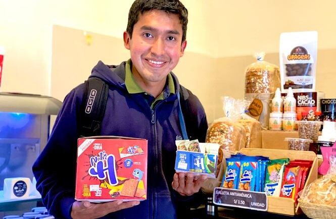 “Tuve a los seis años anemia, lo viví en carne propia, sé que es tener esa enfermedad. Con mis compañeros muchas veces nos quedábamos dormidos en el salón de clases", contó Julio. (Foto: Facebook @JulioGarayOficial)