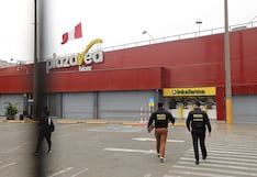 Abren forado en Plaza Vea y roban dinero y celulares de alta gama