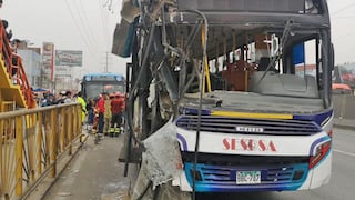 Los Olivos: Pasajeros salvan de morir en accidente
