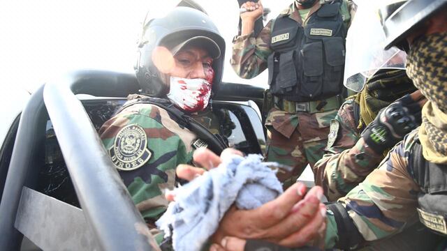 Reportan a policías heridos durante enfrentamientos en la Panamericana Sur, en Ica