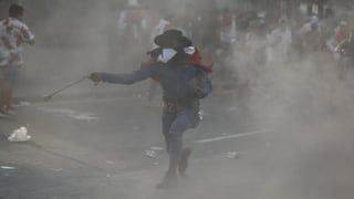Violencia en Lima: enfrentamientos entre vándalos y policías paralizan todo el Cercado | FOTOS