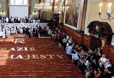 Hacen pastel de tiramisú gigante de 440 metros de largo para los reyes