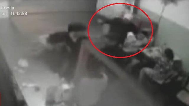 Cámaras de seguridad graban asalto en chifa de Puente Piedra (VIDEO)