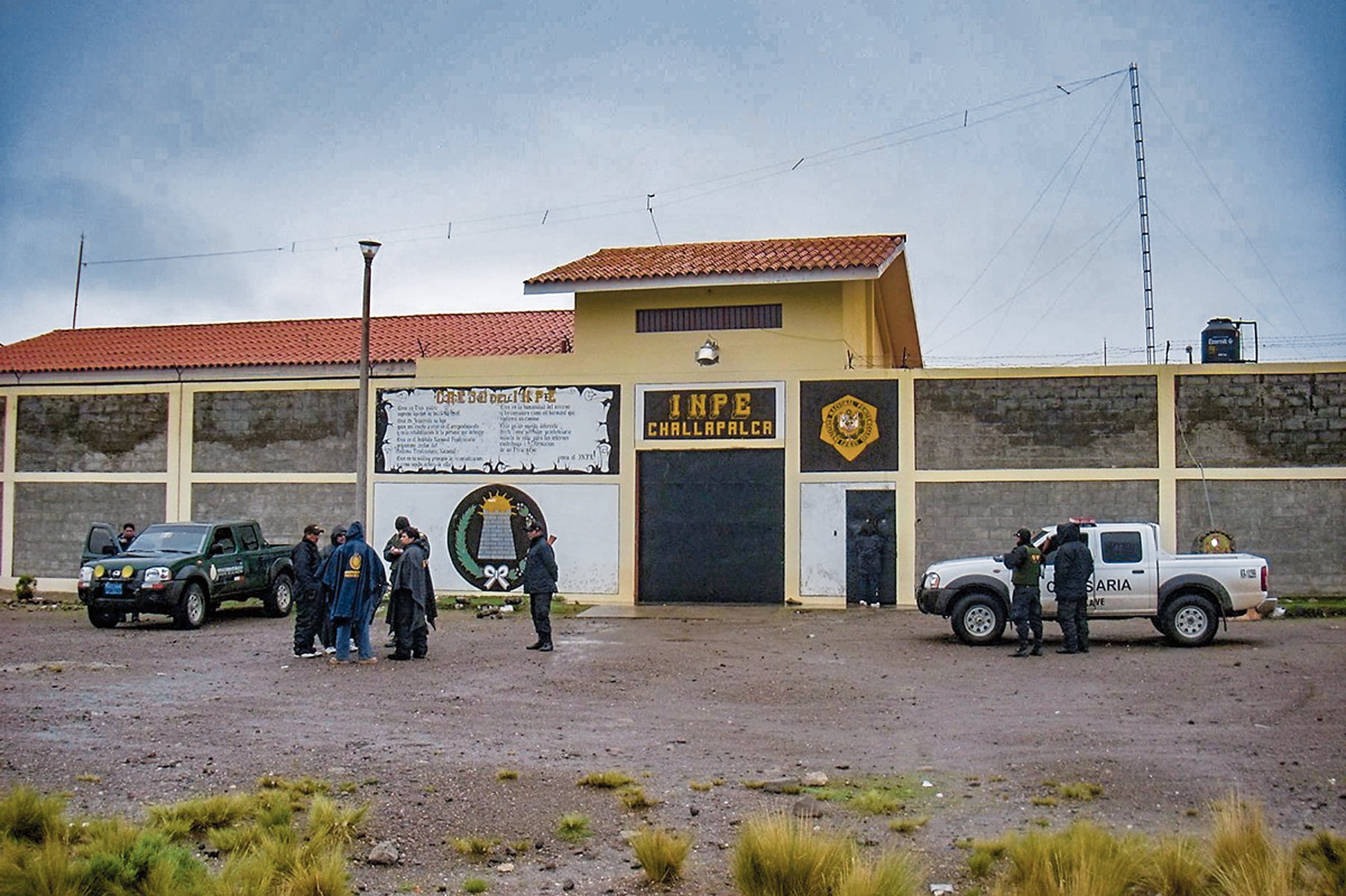 Militares armados resguardarán el perímetro de los penales, incluida la prisión de Challapalca, en la sierra de Tacna, que está sobre los 4500 metros.