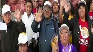 Papa Francisco en Bolivia: Peruanos que verán al pontífice [VIDEO]