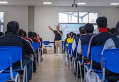 Capacitación en Inteligencia Artificial para docentes y estudiantes