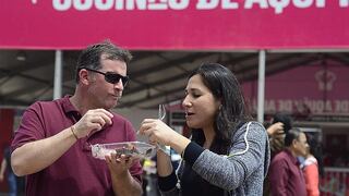 Mistura 2016: Extranjeros felices con exquisitos platos peruanos