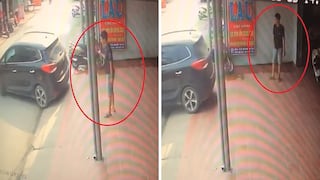 Ayuda a estacionar y termina aplastado contra la pared (VIDEO)