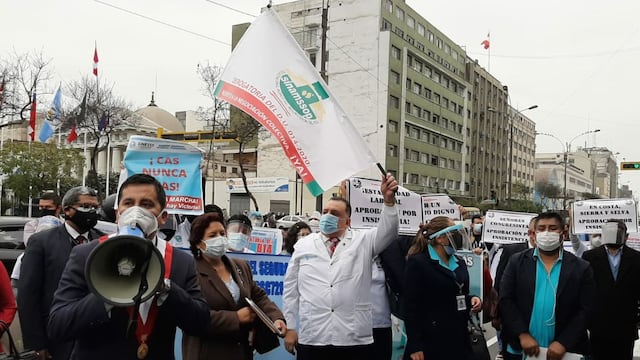 EsSalud: Médicos anuncian paro de 48 horas en demanda de mejoras laborales