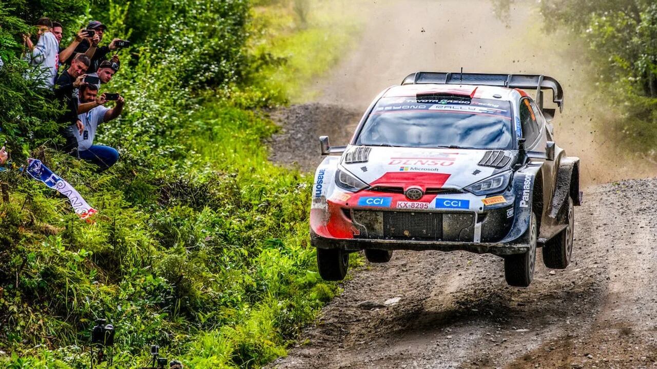 Elfyn Evans (Toyota), ganador en Finlandia.