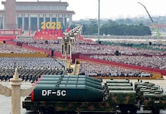 China muestra su poderío militar y advierte que habrá “paz o guerra”