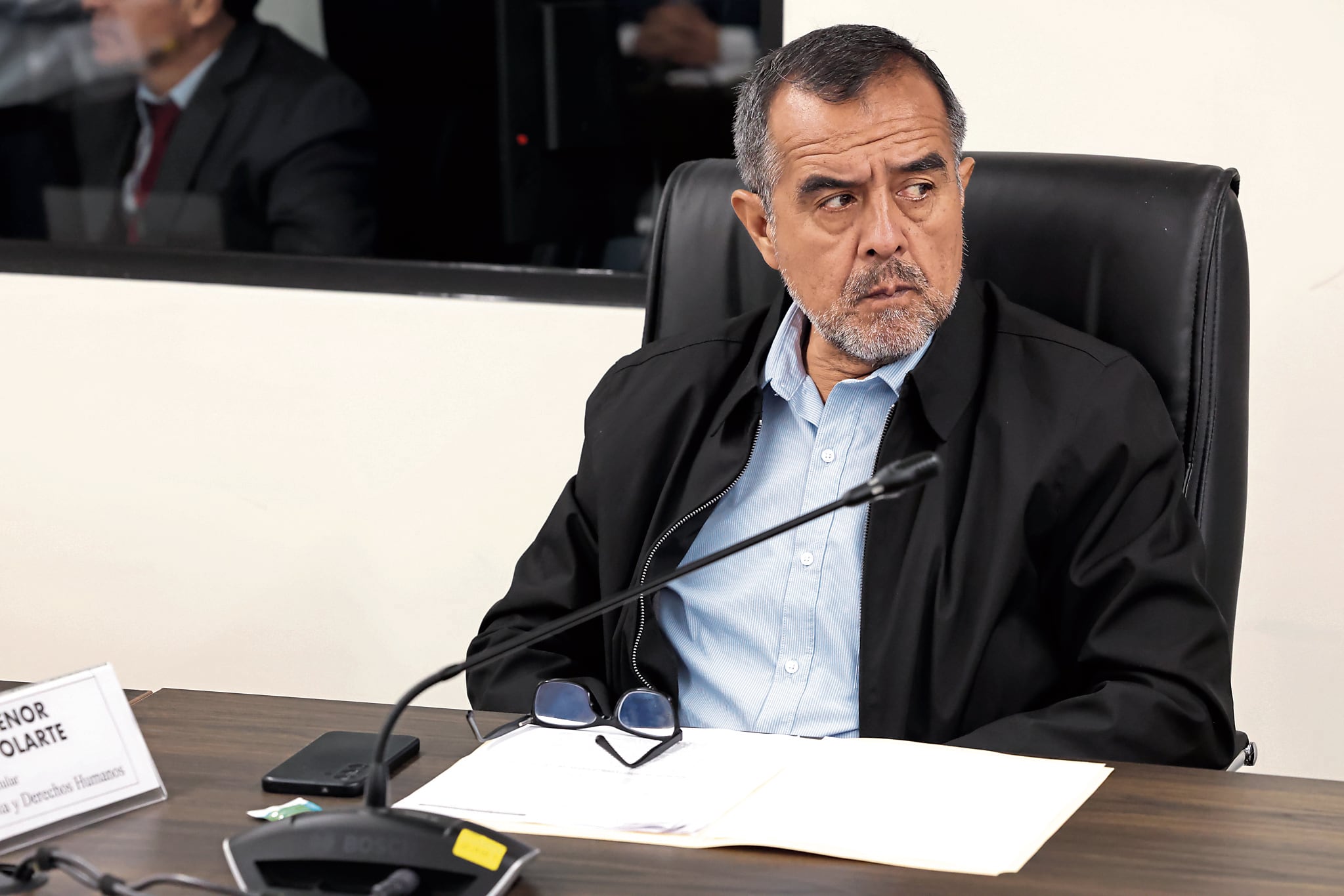 El senador Iber Maraví podría acabar suspendido por decisión de la mayoría oficialista en el Senado.