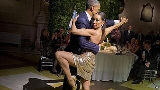 Barack Obama sorprende tras bailar  tango en Argentina [VIDEO]  