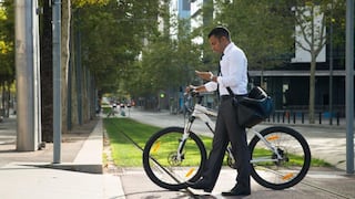 Pautas para manejar bici en verano