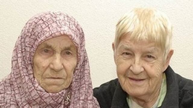 Hermanas se reencuentran después de 72 años gracias a Facebook