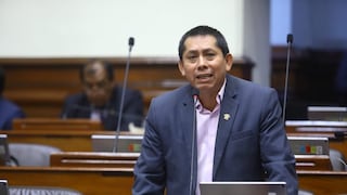 Congresista Paul Gutiérrez copia texto de ChatGPT en sus proyectos de ley