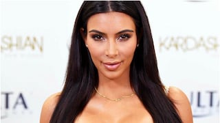 Kim Kardashian usó atrevido escote y enciende las redes sociales 