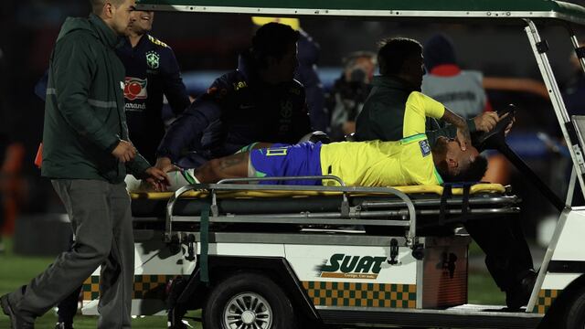 Neymar tendrá que ser operado tras sufrir ruptura de ligamento cruzado 