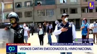 Coronavirus en Perú: Vecinos rinden homenaje a autoridades cantando el Himno Nacional | VIDEO
