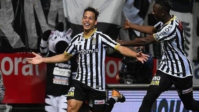 Cristian Benavente marca el primer gol frente al Lokeren (VÍDEO)